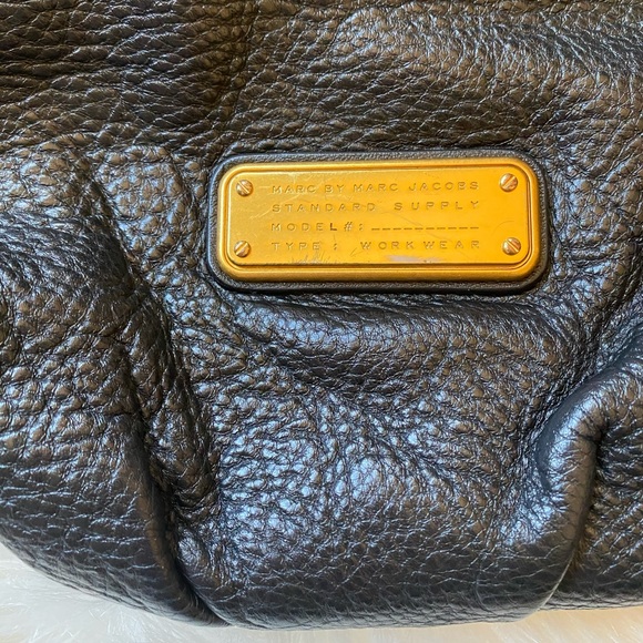 MARC JACOBS Q Hiller Convertible Hobo - Picture 6 of 7